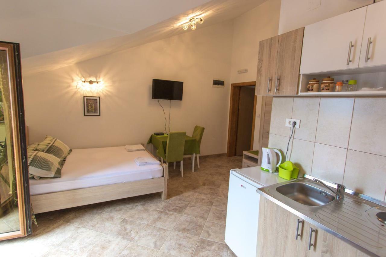 St Duke Apartment 科托尔 外观 照片